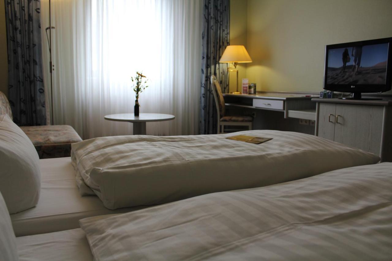 Hotel Rennsteig Masserberg Bagian luar foto