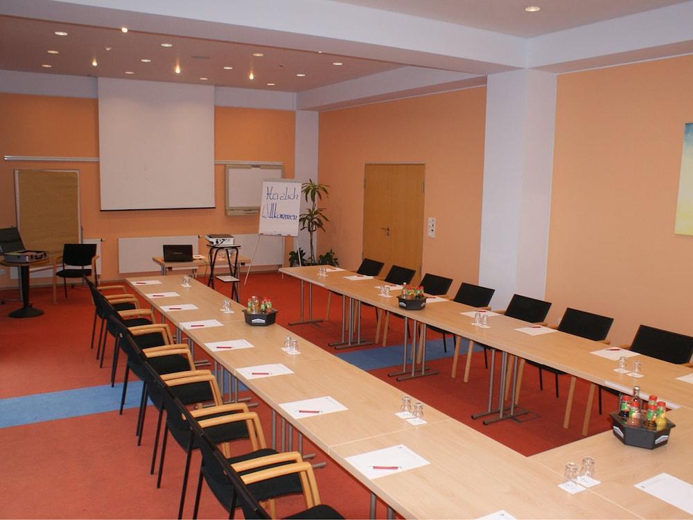 Hotel Rennsteig Masserberg Bagian luar foto
